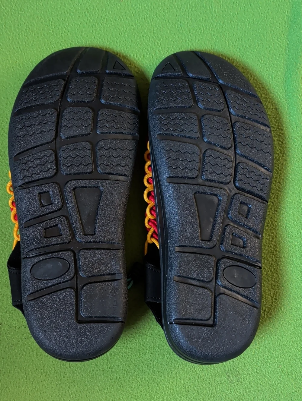 Black Woven Sandals with Red Gold And Green 9.5 Brand New